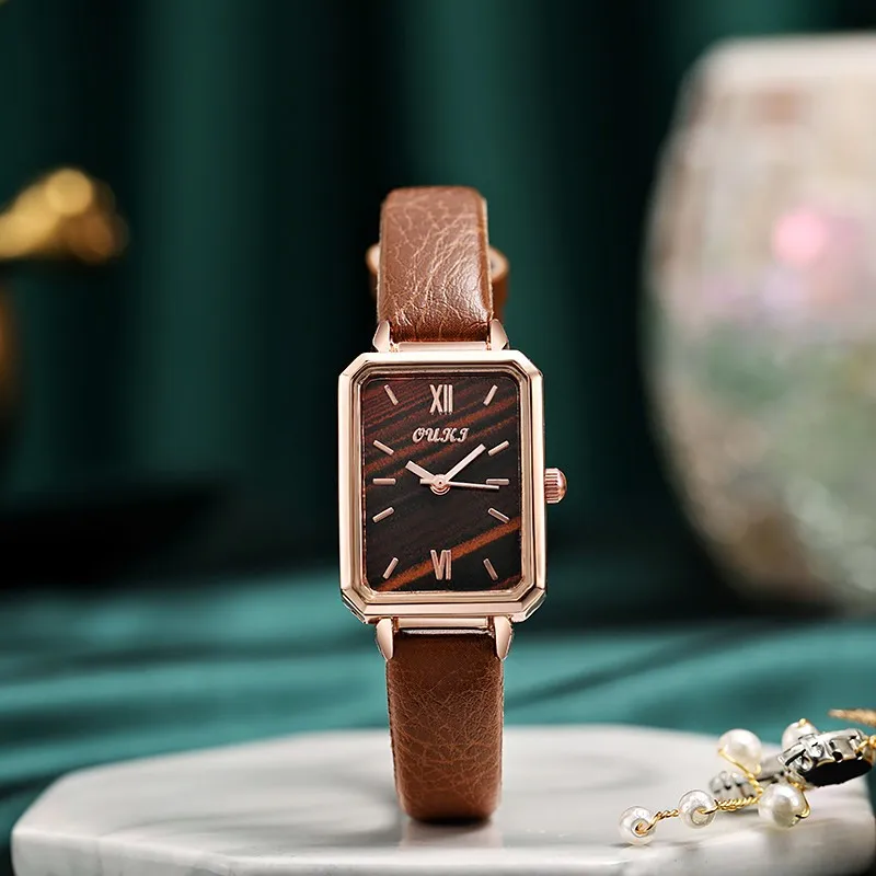 Small And Exquisite Watches Fashion Trend Vintage Square Watch Ladies Simple Temperament All-Match Watch Suitable For Gifts