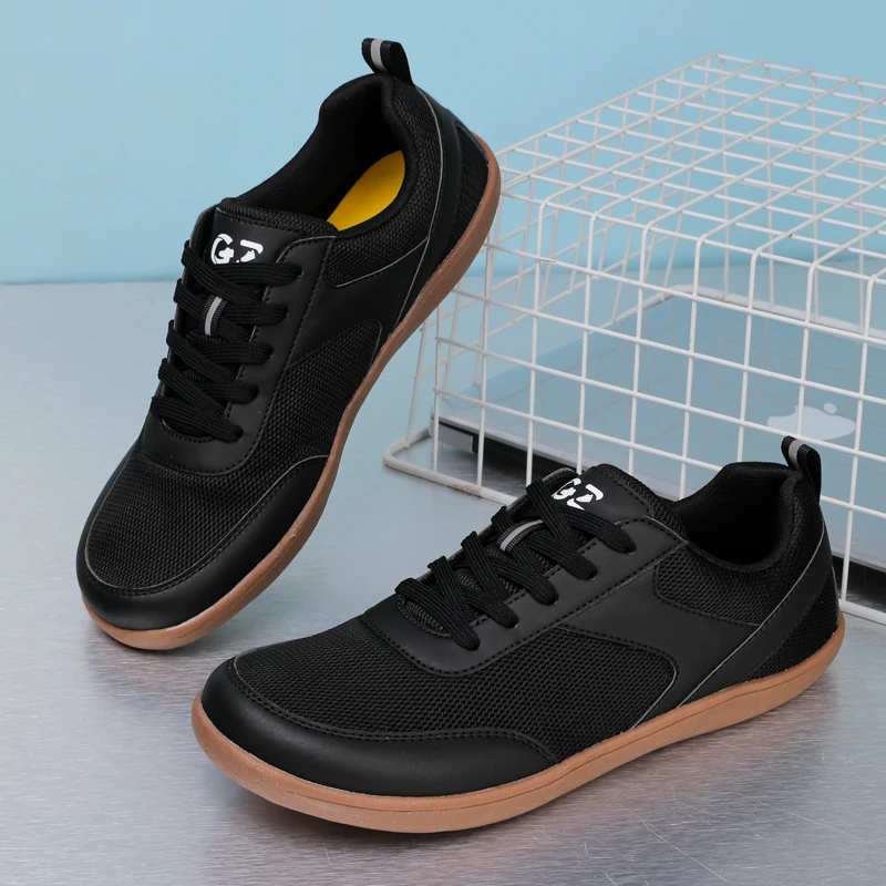 

New Wide Toe Men Shoes Casual Versatile Soft Sole Wide Last Shoes Walking Sneakers Breathable Mesh Comfortable Barefoot Shoes