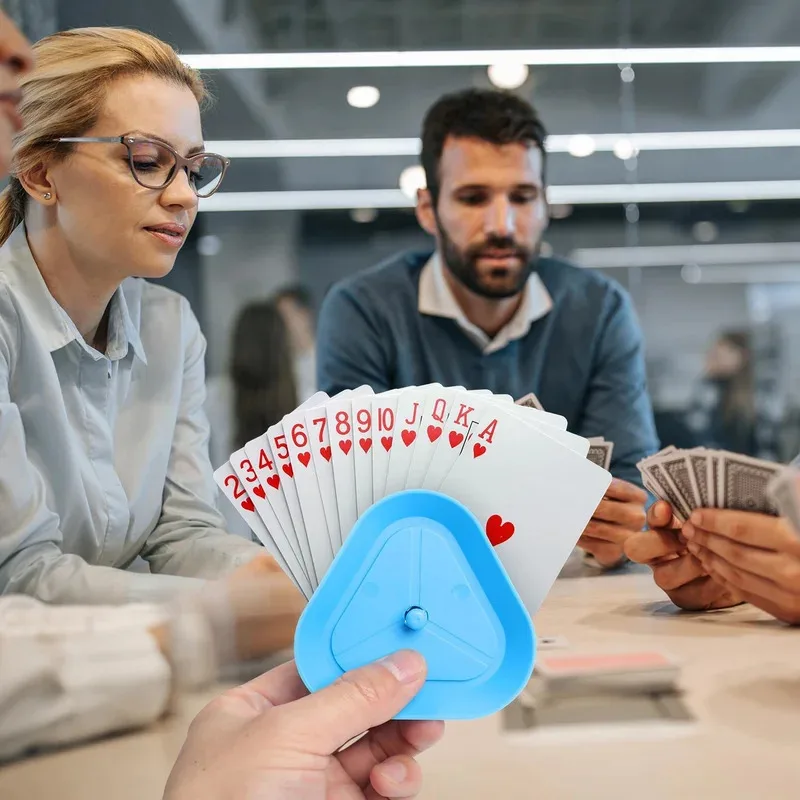 صينية ألعاب بطاقات اللعب مكونة من 4 قطع، صينية بطاقات لعب مثلثة للحفلات، أنشطة الفصول الدراسية، البطاقات غير متضمنة #3