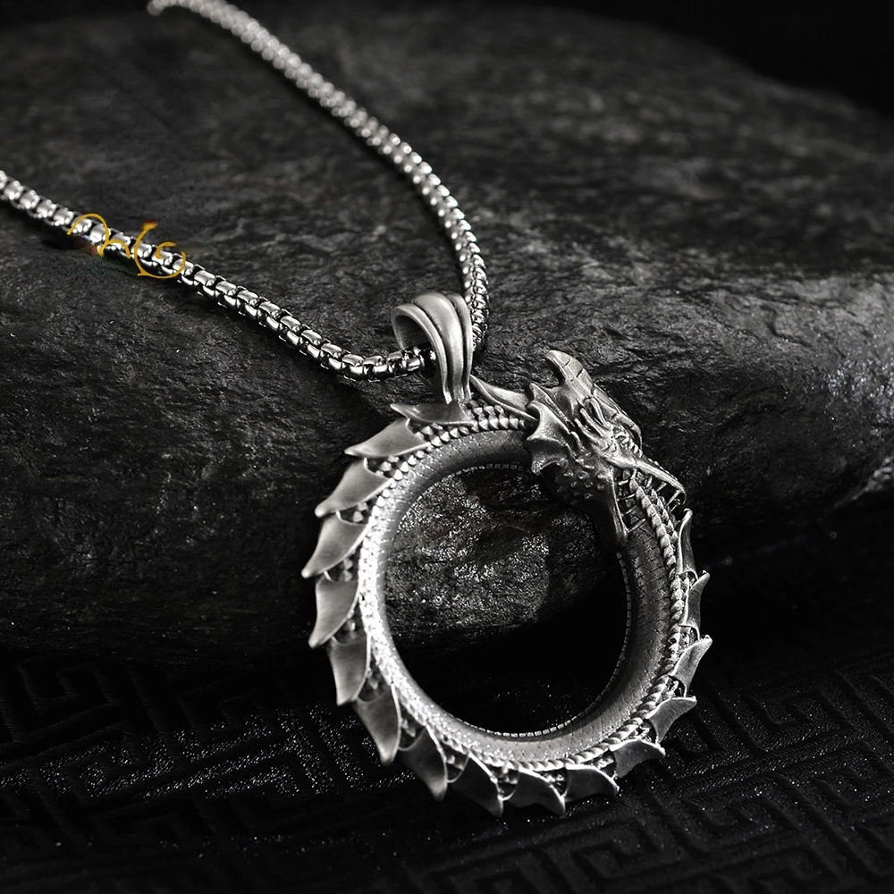 Simple Retro Circle Dragon Pendant Necklace Motorcycle Party Punk Articulated Snake Snake Necklace Party Men Women Gift Jewelry