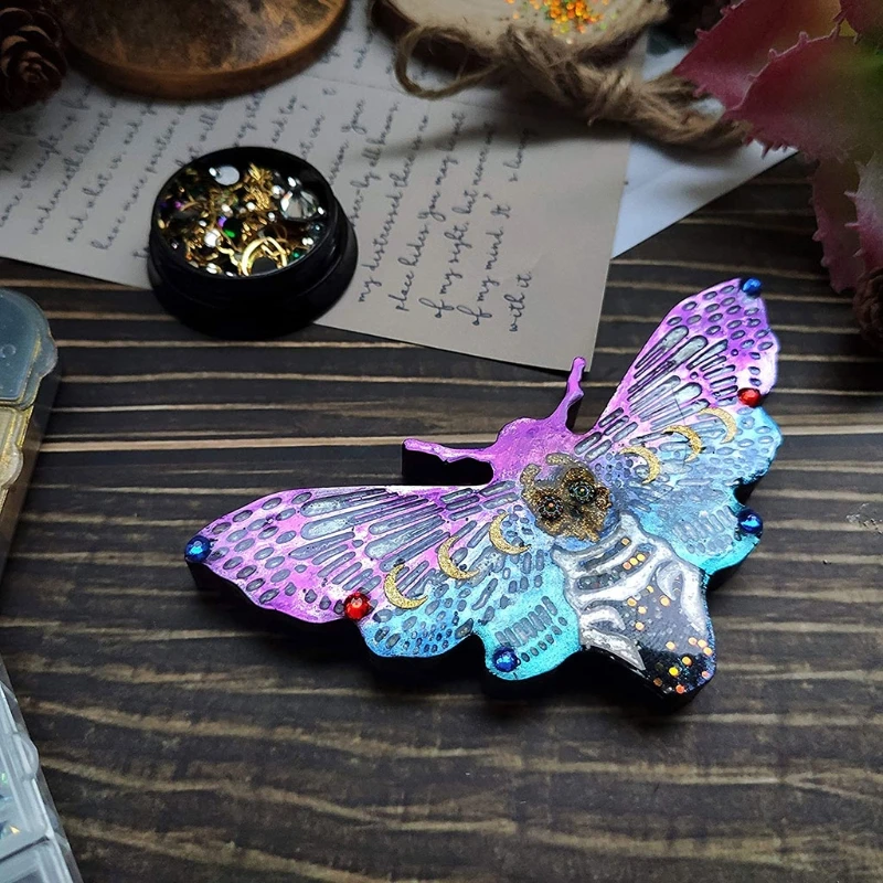 E0BF for Creative Moth Keychain Resin Mold DIY Crafts Bracelet Pendant Silicone Mould Handmade Moth for Key Chain Resin Casti