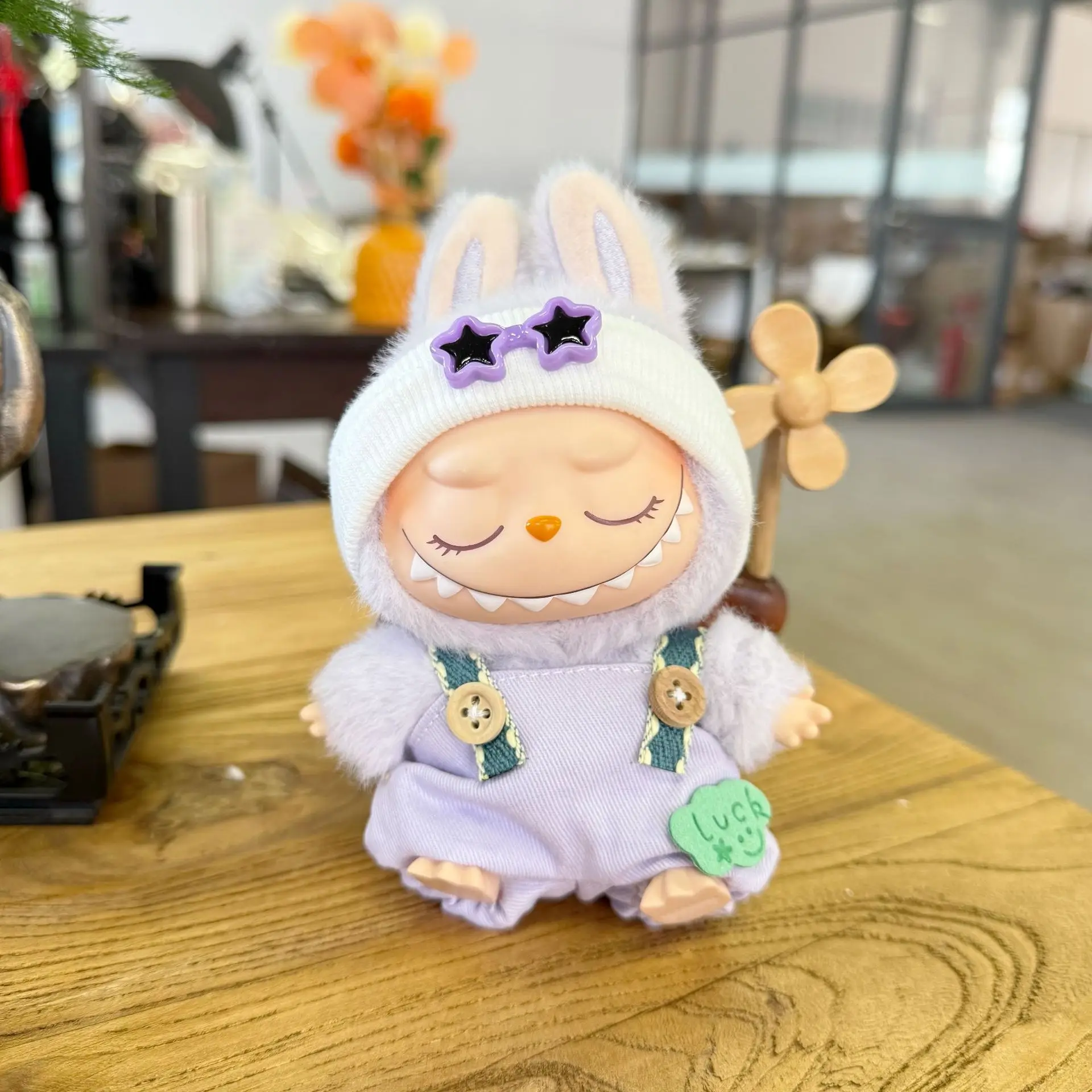 

For 17CM Labubu Poppenkleertjes Overalls Hoed Star Eye Set Outfit Accessoires Klassieke Jurk Cute Set Kleding Meisje Kid Gift