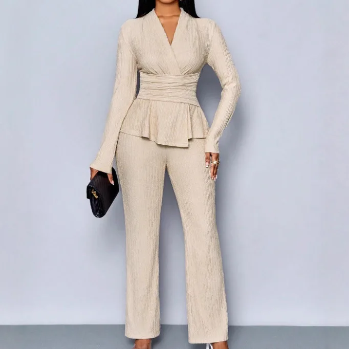 

Женский брючный костюм: топ с V-образным вырезом и прямые брюки, комплект из 2 предметов, с завышенной талией, для офиса, весна-осень, 2026