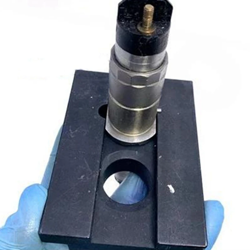 Super Sale Injector Fixture Clamp Repair Tool for BOSCH CUNMMINS CRIN CRDI