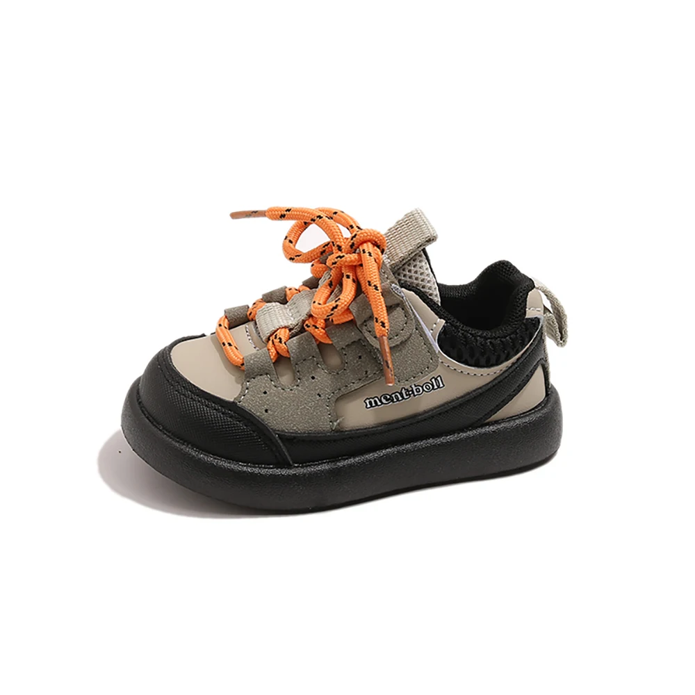 جديد للأطفال بولي Leather أحذية رياضية جلدية في الهواء الطلق الخريف أطفال أحذية رياضية بيئة العمل لينة سوليد صبي فتاة احذية الجري أحذية رياضية عادية