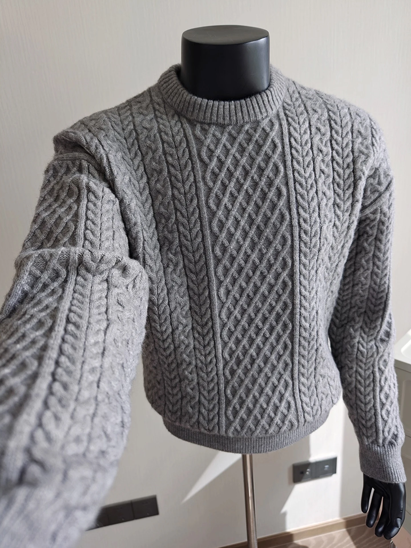 

Мужской вязаный свитер Thiened, осенне-зимний, повседневный, с бахромой, пушистый, трикотажный, для ношения под одеждой, базовый слой, узор «косичка», новая модель