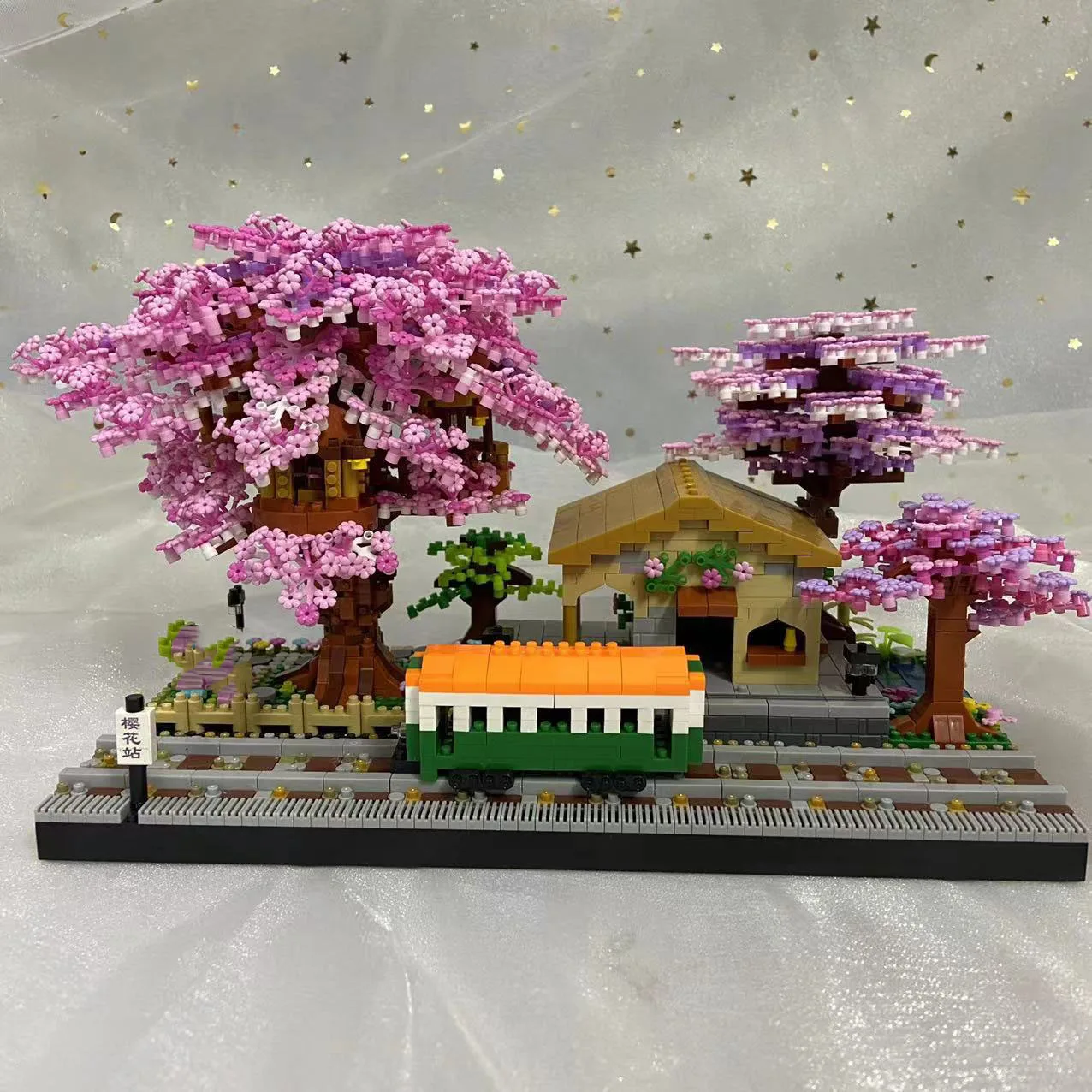 Idea Nanobricks Sakura Building Brick Cherry Blossom Stazione ferroviaria Micro Diamond Block Train Street View Giocattoli per regali