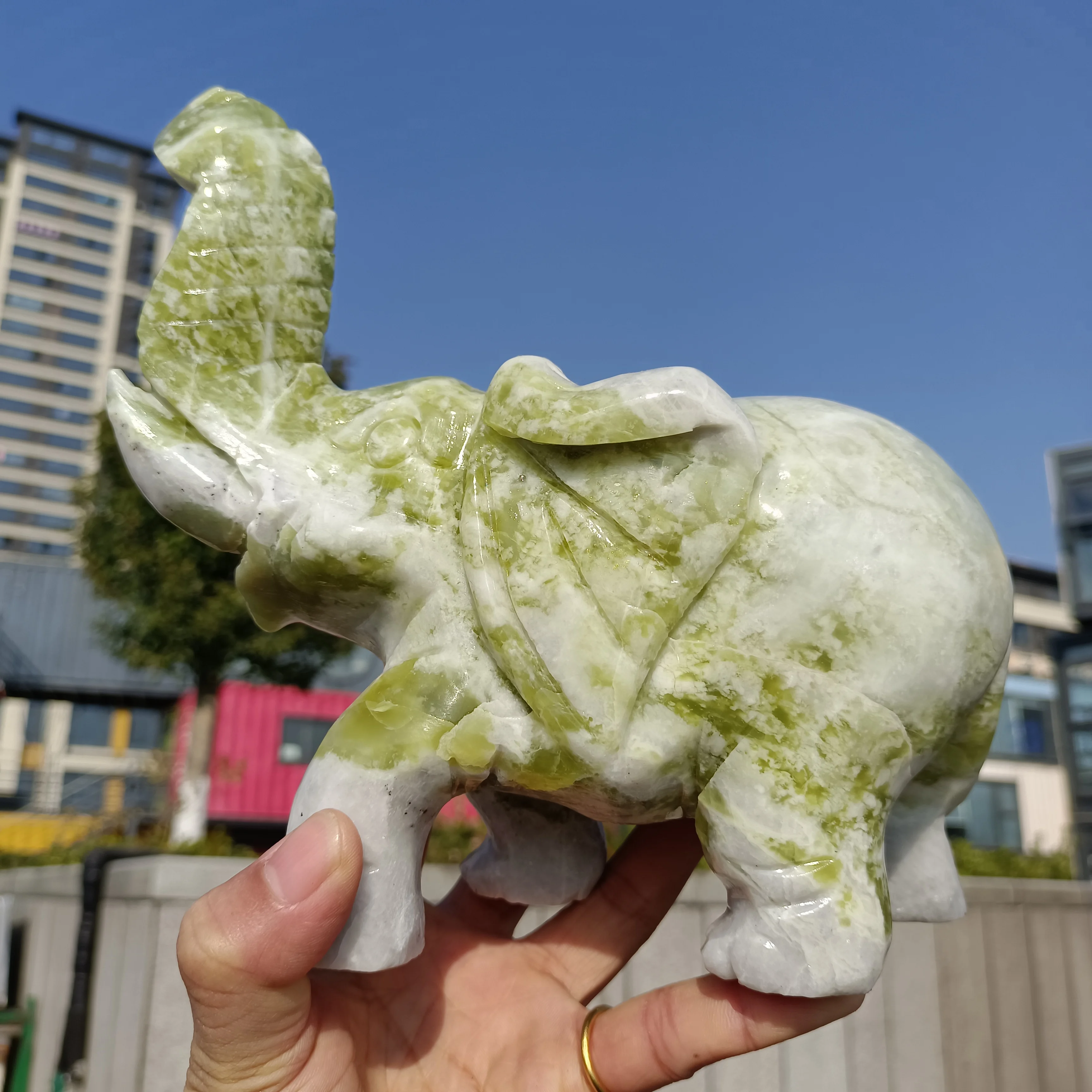 

Magical Nantian Jade Elephant, Quartz Crystal Carved Elephant,Mineral Reiki Treatment Wealth Gem, Home Office Degaussing Adorn