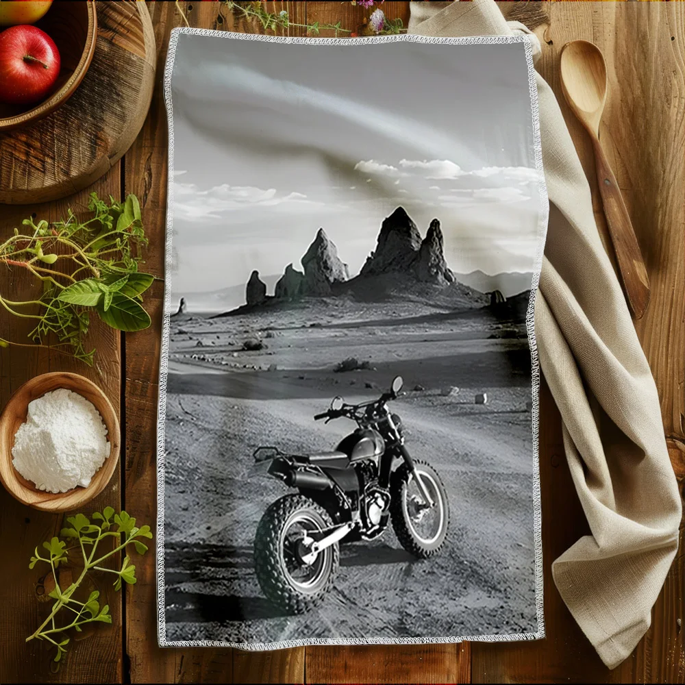 1pc Black & White Retro Off-Road Motorcycle Desert Scrub Cloth,Soft Face &Hand Towel,Perfect for Garage,Motorcycle Shop, Kitchen