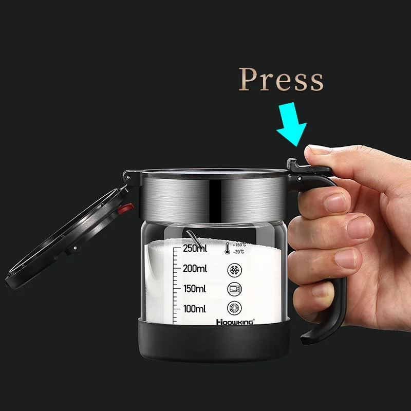 Seasoning box Glass seasoning bottle jar storage boxes Kitchen spice monosodium glutamate salt Household sprinkling bottles