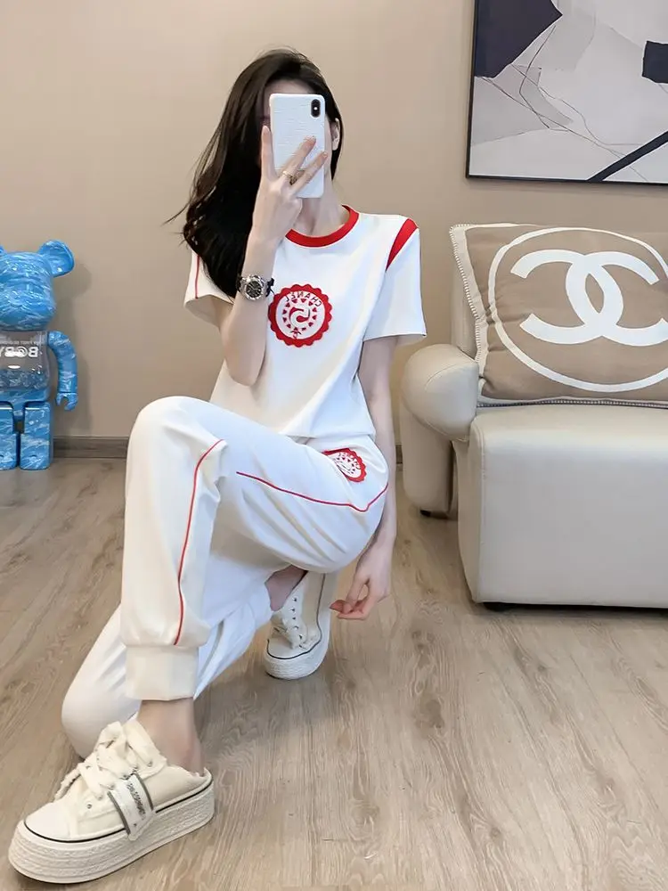 Fashion Women's Set New Korean Version Short Sleeved Casual Sports Set Women's Stylish Two-piece Set