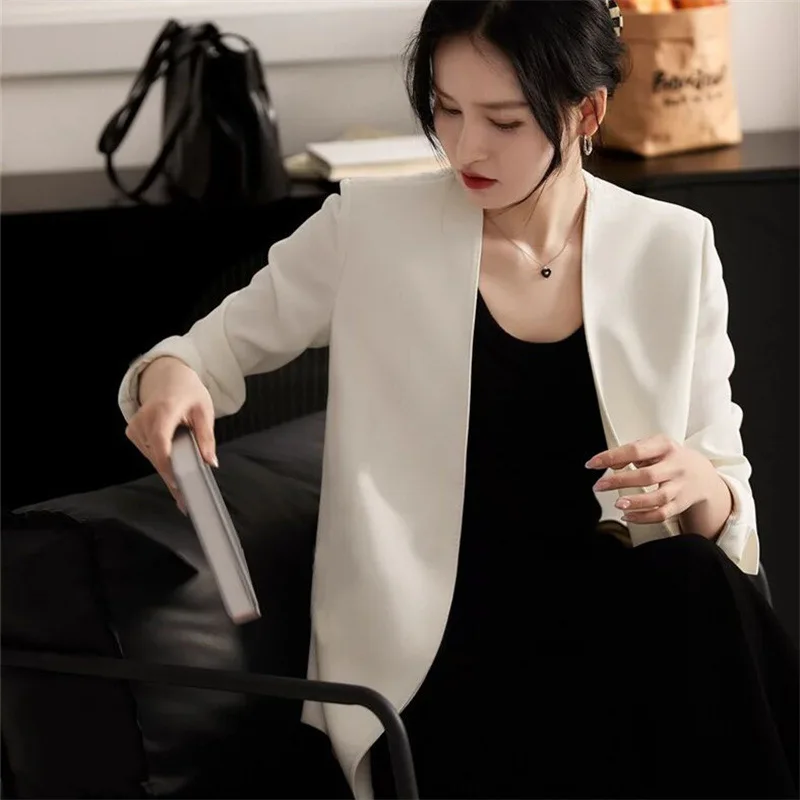 

New Casual Fashion Shoulder Pad Suit Spring Autumn Style Slimming Professional OL Polyester Fabric Regular Thickness