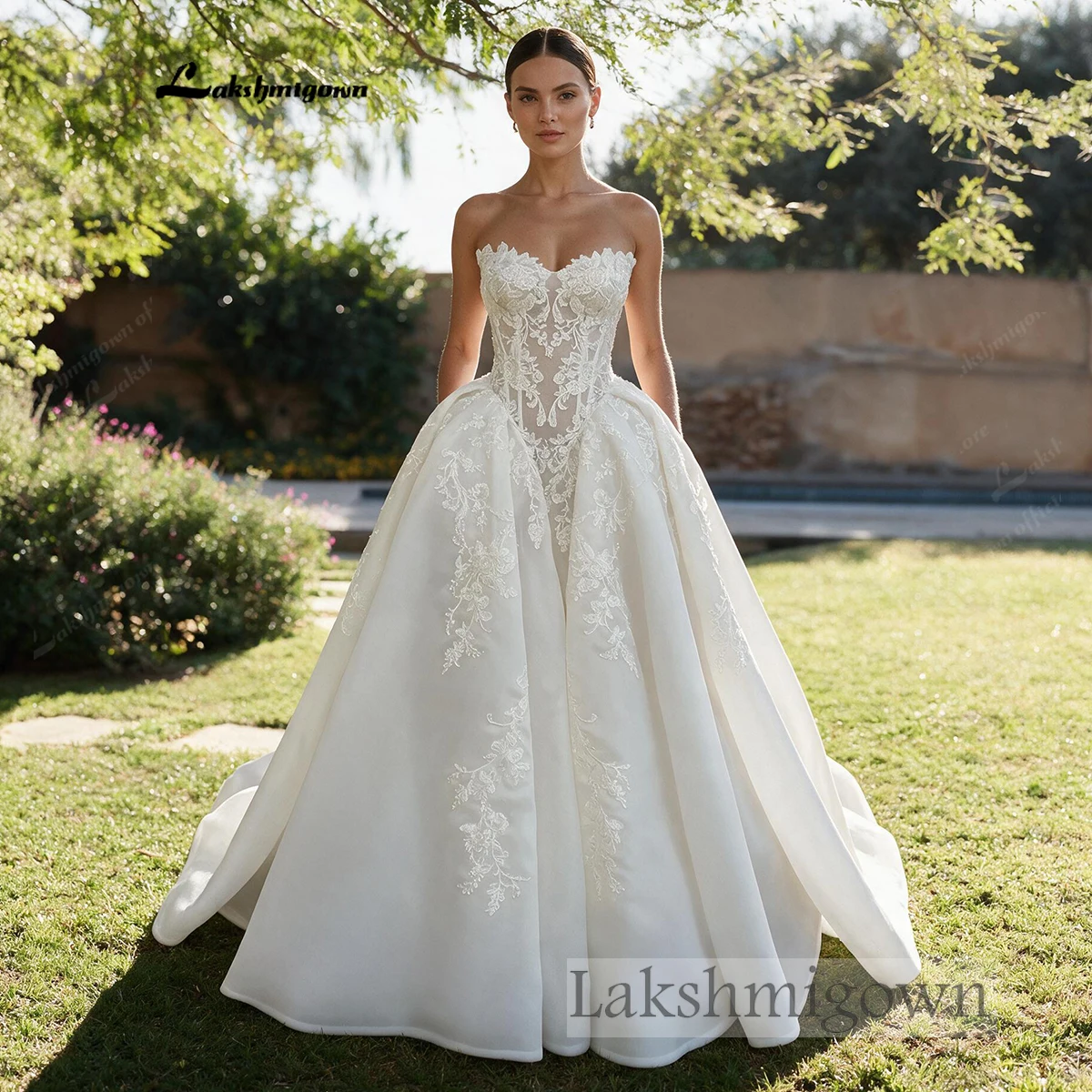 Lakshmigown Brautkleid mit Herzausschnitt, Korsett, Spitzenapplikationen, Ballkleid, Schnürung am Rücken, Brautkleid für Kirche, Outdoor-Hochzeit, individuell anpassbar – Detail 5