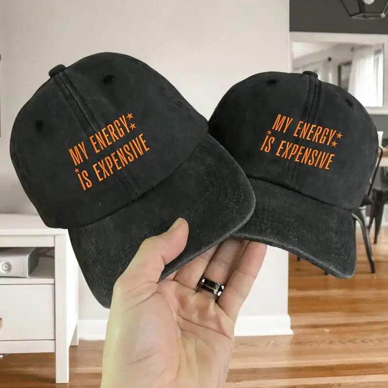 レトロな「私のエネルギーは高価です」刺繍入り帽子、エナジー野球帽、音楽愛好家への刺繍入り帽子ギフト、教師の生活帽子