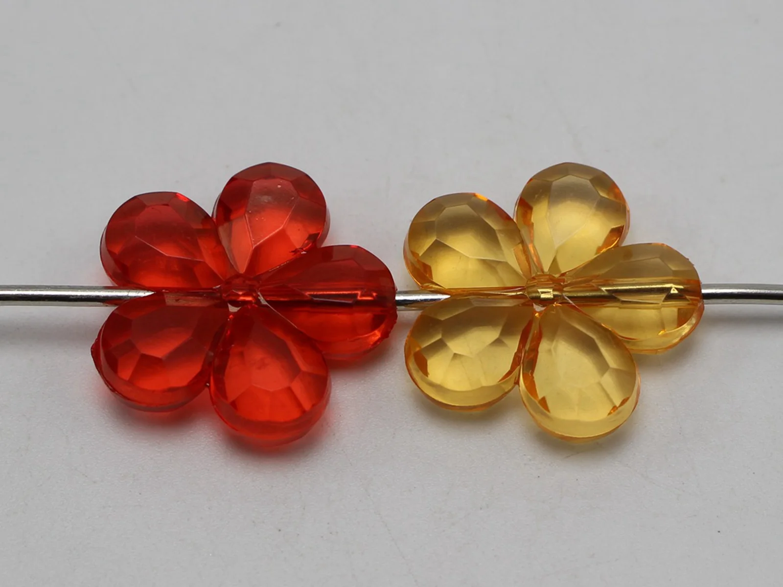 50 Mixed Colour Transparent Acrylic Faceted Flower Charm Beads 20mm