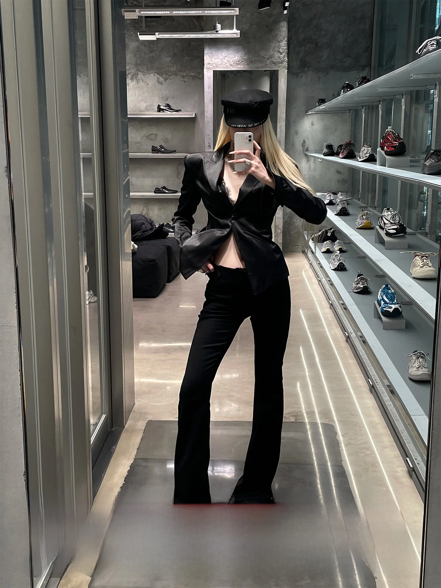 

Женские джинсы с низкой посадкой, зауженные, повседневные, из хлопка, на молнии, Rase Le Sol 'Dangerous Liaisons'