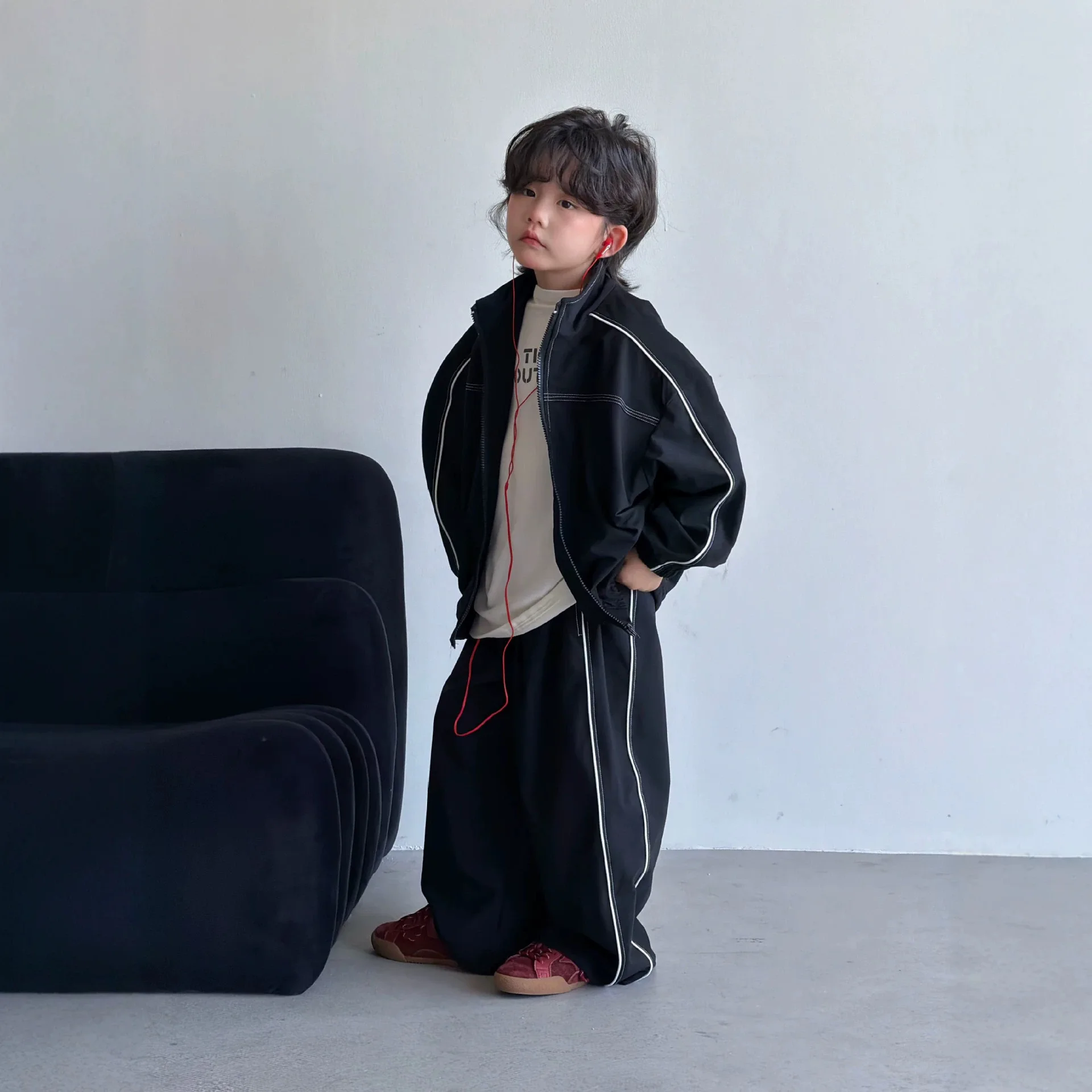 Autumn New Boys Handsome Fashion Casual Sportswear Set 2026 Children Clothing Boys Coat Wide Leg Pants Loose Two Piece Set