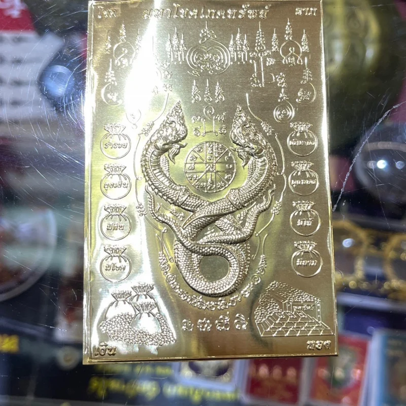 

Custom. Thai Specialty Authentic Phone Decoration Metal Card Gold Thai Buddha Amulet Phone Charm Thai Style Car Wallet
