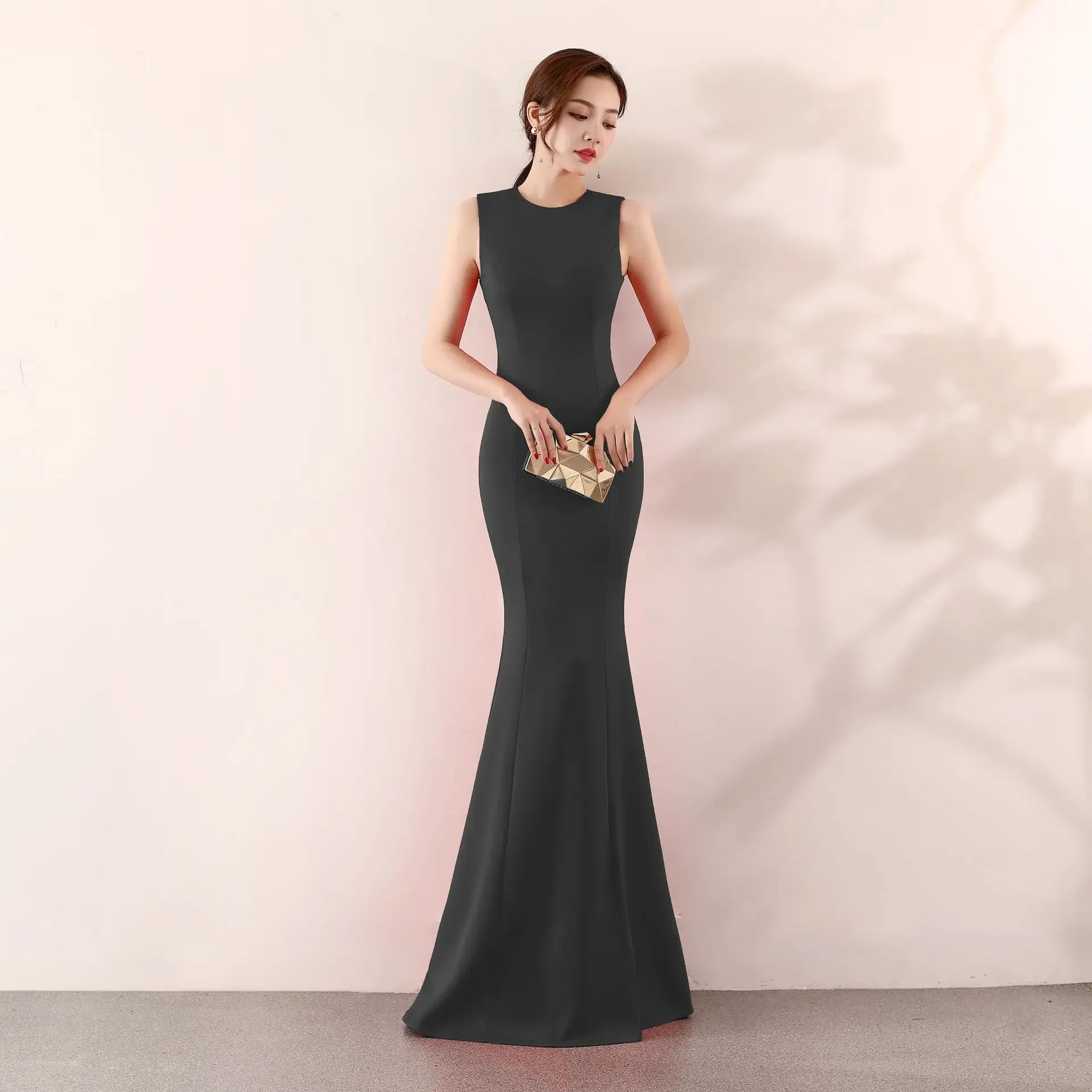 

Evening Dresses Black Stretchy O-neck Sleeveless Zipper Back Mermaid Trumpet Floor Length Women Party Formal Gowns YE064