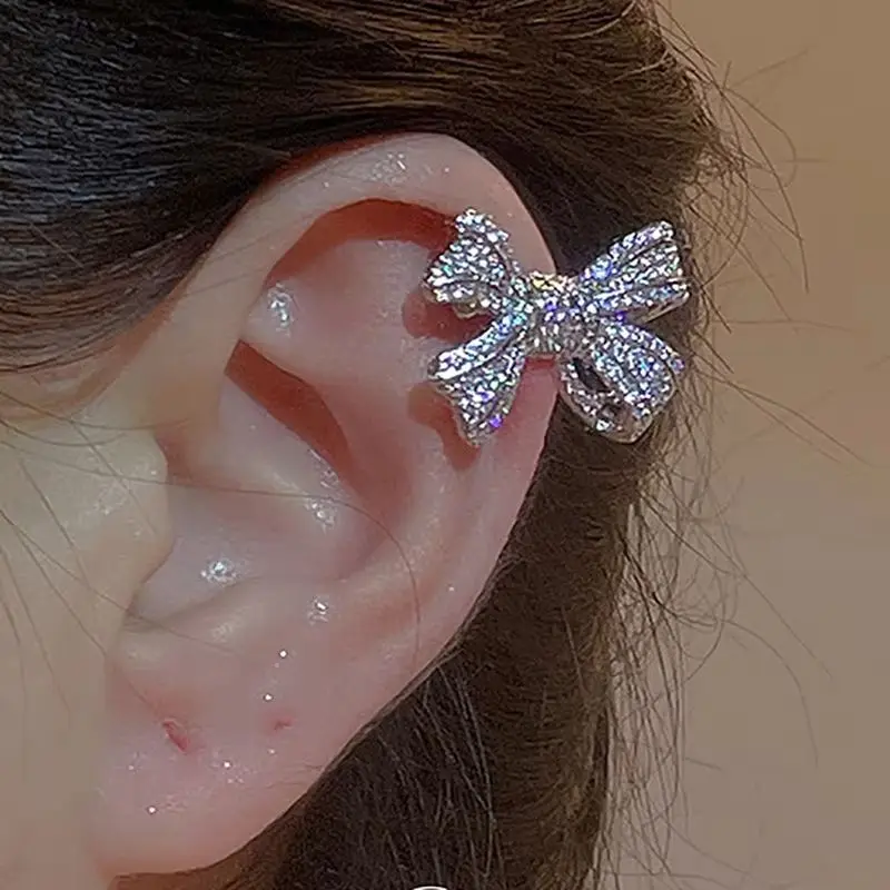 

1Pc Shiny Rhinestone Bow Clip Earring for Women Korean Crystal Bowknot No Piercing Ear Cuff Silver Color Ear Clip Jewelry Gifts