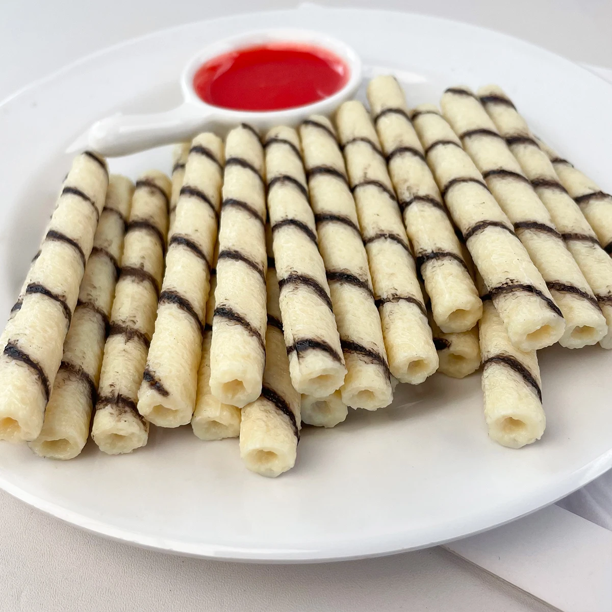 نموذج بسكويت مخطط واقعي - بسكويت مزيف من مادة PVC لتصوير الطعام، وعرض الحلوى، والحرف اليدوية التي تصنعها بنفسك، وديكور المطبخ