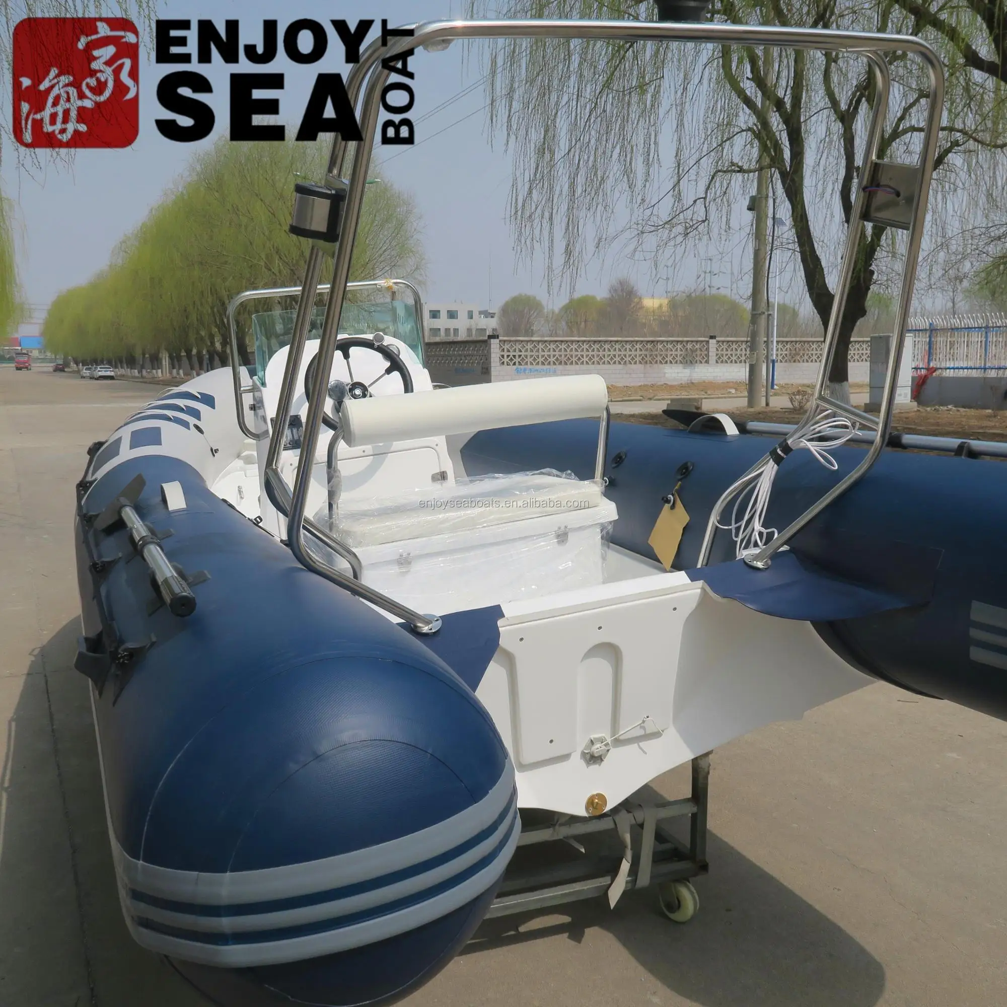 1.2mm 5.2m PVC/hypalon Hot Selling Luxury Inflatable Fiberglass RIB-520 Boat