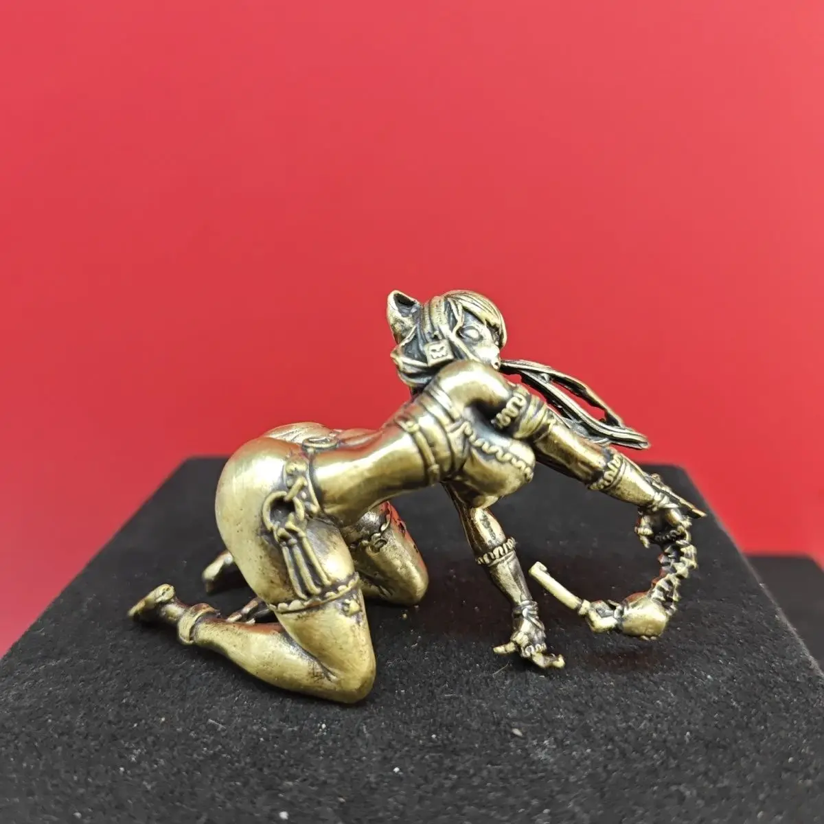 

Antique Brass Cat Girl Figurine - Detailed Woman Statue for Desktop Decor, Collectible Mini Ornament