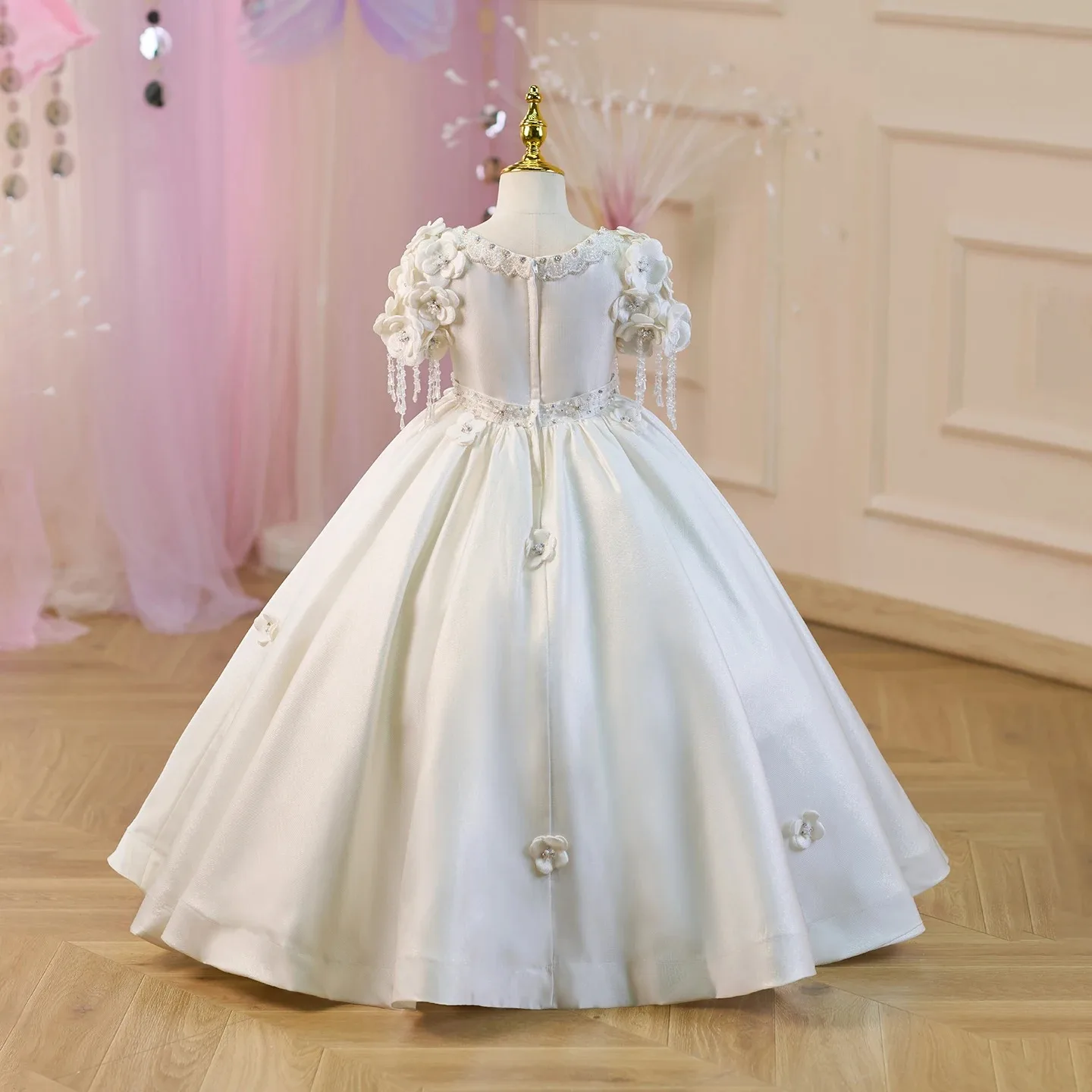 ホワイトフラワーガールドレス結婚式用花アップリケビーズフロアレングス女の子子供の誕生日パーティー初聖体拝領ドレス