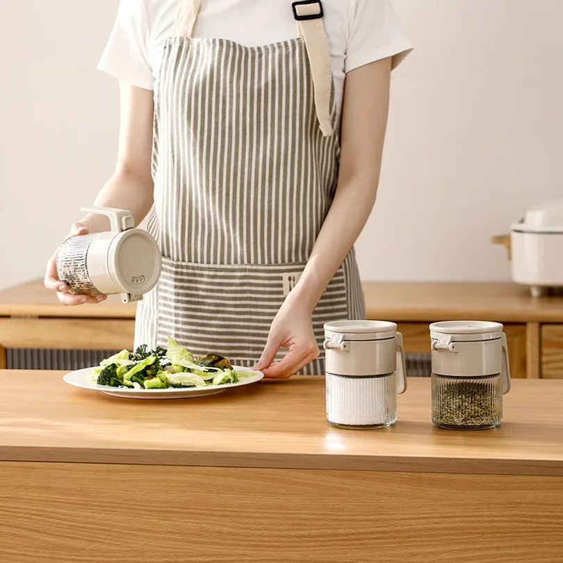 New Arrival Dual-Purpose Salt Seasoning Shaker Bottle Kitchen Household Condiment Container Glass Chili Spice Utensils