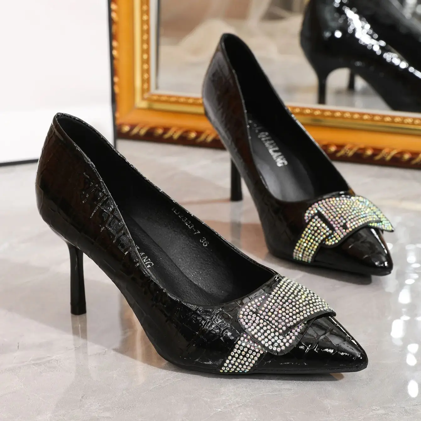 Shallow-mouthed fashion pointy diamond delicate stiletto shoes