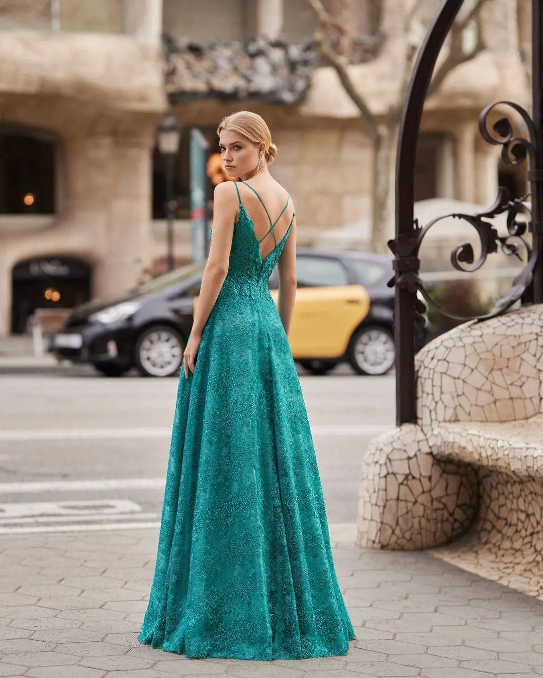 Vintage A Line Prom Dress Appliques Spaghetti Strap abiti da cerimonia abiti da sera in pizzo senza maniche Robe De Soiree