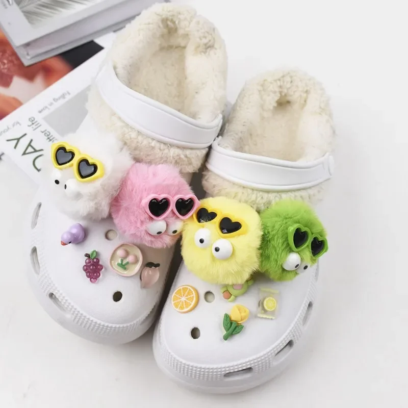 

Cute Cartoon Hairball Shoe Charms Designer Colorful Flower Designer Charms Whole Set Garden Shoe Accessories Fashion All-match