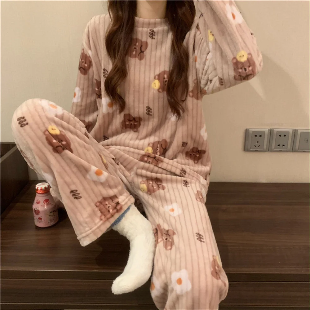 Flannel Long sleeve cartoon sleepwear suit Cozy Thick Warm Cartoon Sleepwear Suit Stylish Women\'s pyjamas set for Autumn Winter