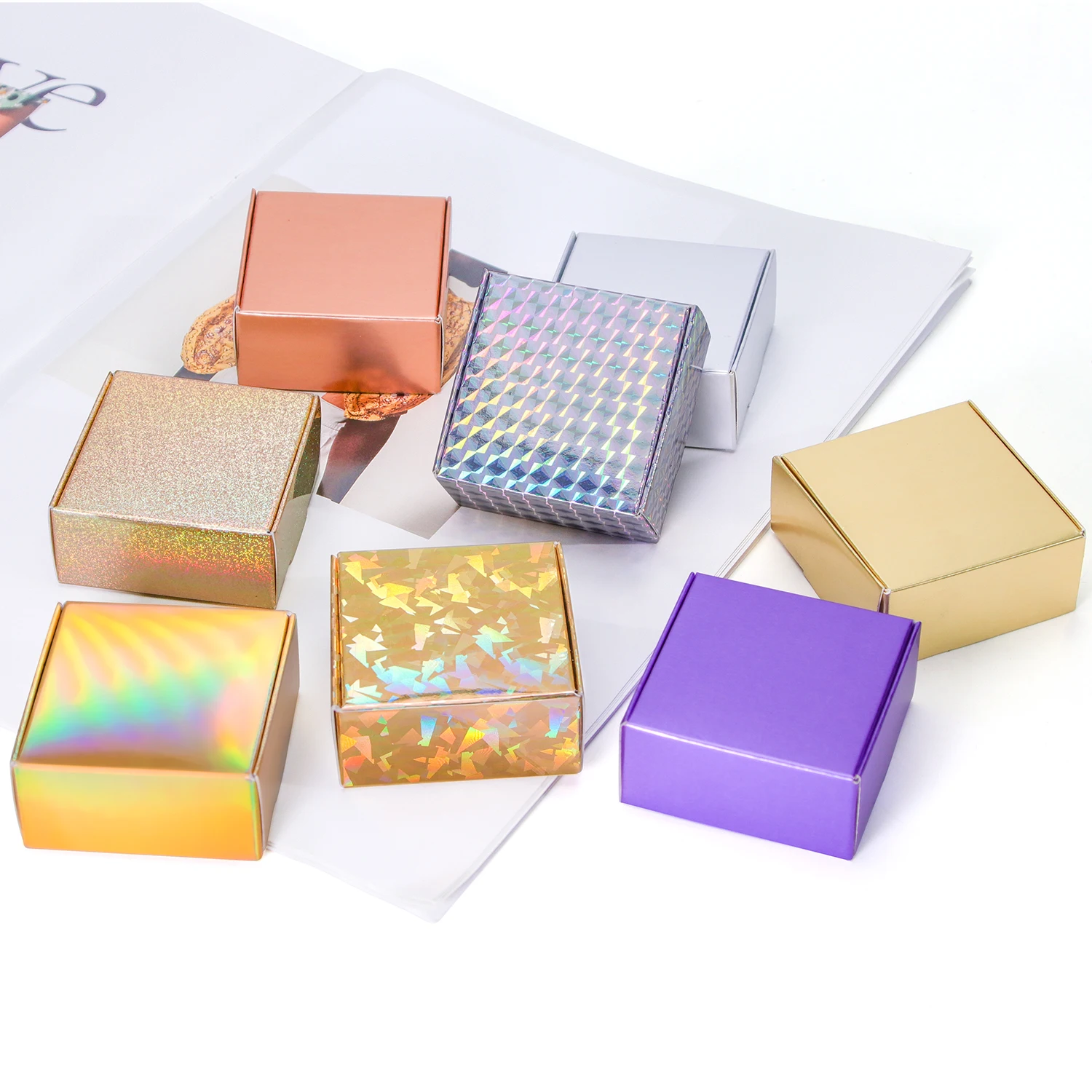 10pcs / black white brown purple gold silver laser effect gift box candy chocolate carton supports