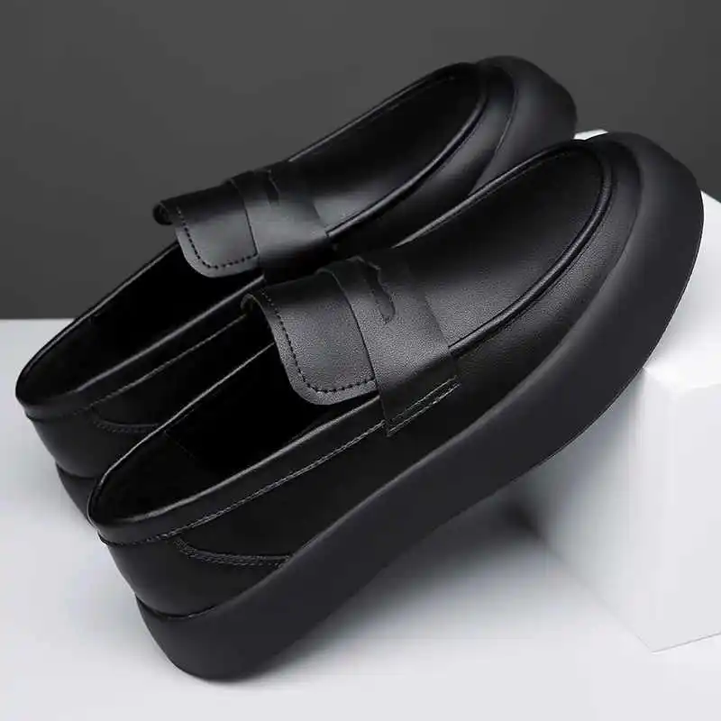 

Perforated Road Man Shoses Golf Shoes Sneakers Cool Sport Sapatenes Loffers Loafers Trending Sepatu Sport Real Tenisse