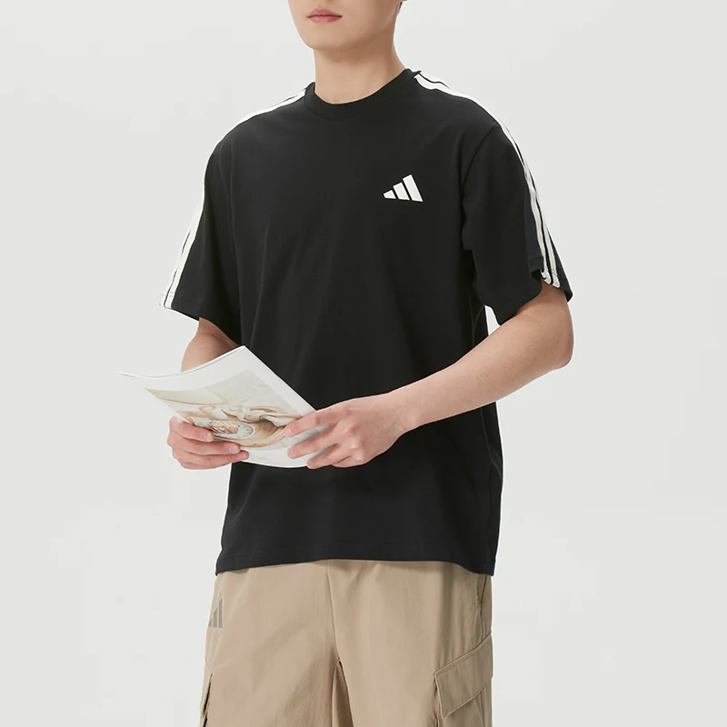 

Adidas Men's Loose Three-Stripe Short-Sleeved T-Shirt Casual Cotton Breathable Running Training Sportswear Kr2490