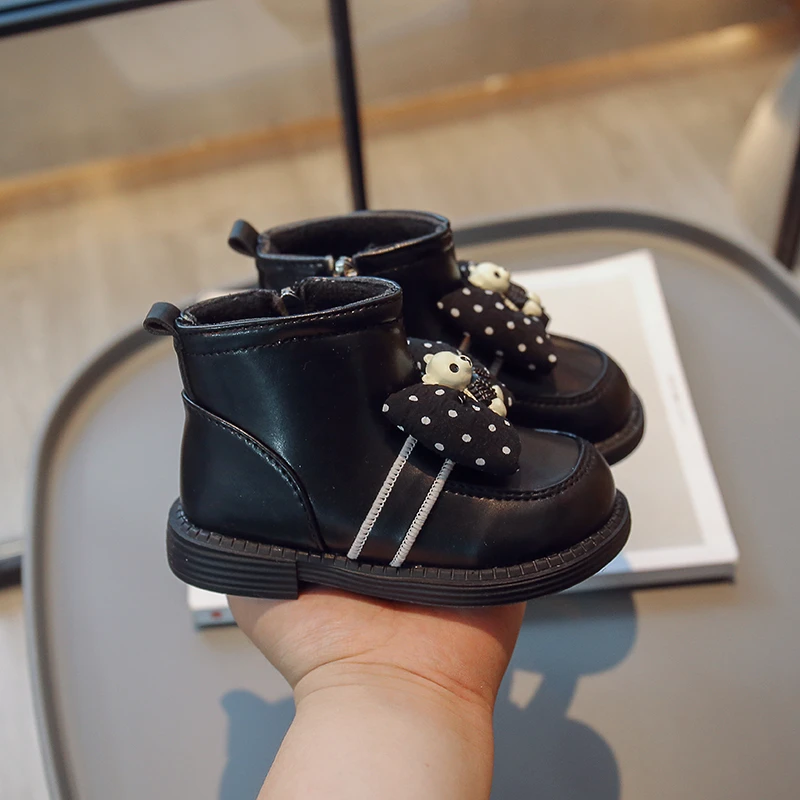 Zapatos de tacón de princesa con lazo para niño, botas de cuero cálidas para otoño e invierno, novedad de 2023