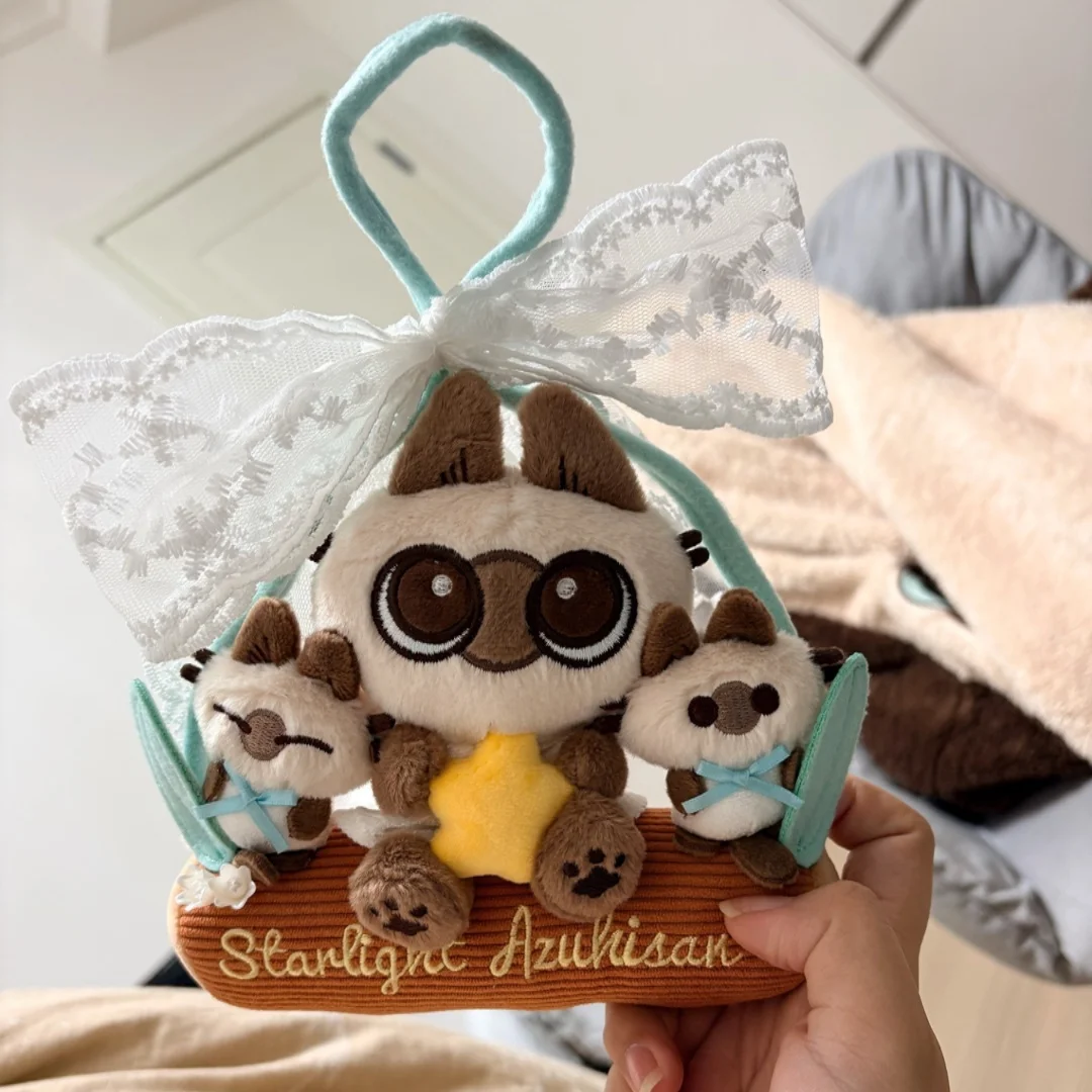 

Original New Starlight Azukisan Siamese Cat Suzuran Azukisan Door Hanger Lace Cute Home Decor Pendant Gift For Fans & Kids