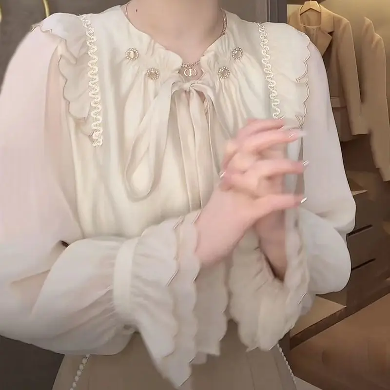 Langarm-Shirts für Damen, Satin, Button-Down-Oberteile, schmale Passform, Laternenärmel, feminin, Retro-College-Stil, Jugend, Frühlings-Looks