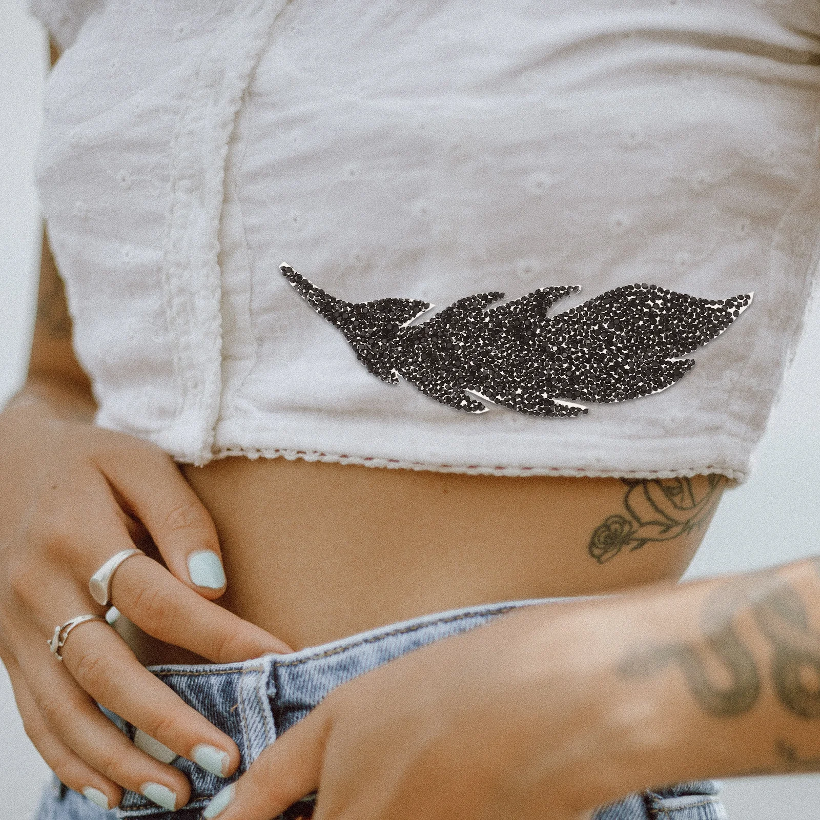 

4Pairs Diamond Iron Patch Premium Wear-Resistant Decorative Clothes Patches for DIY Hat Bag Coat Repair Accessories