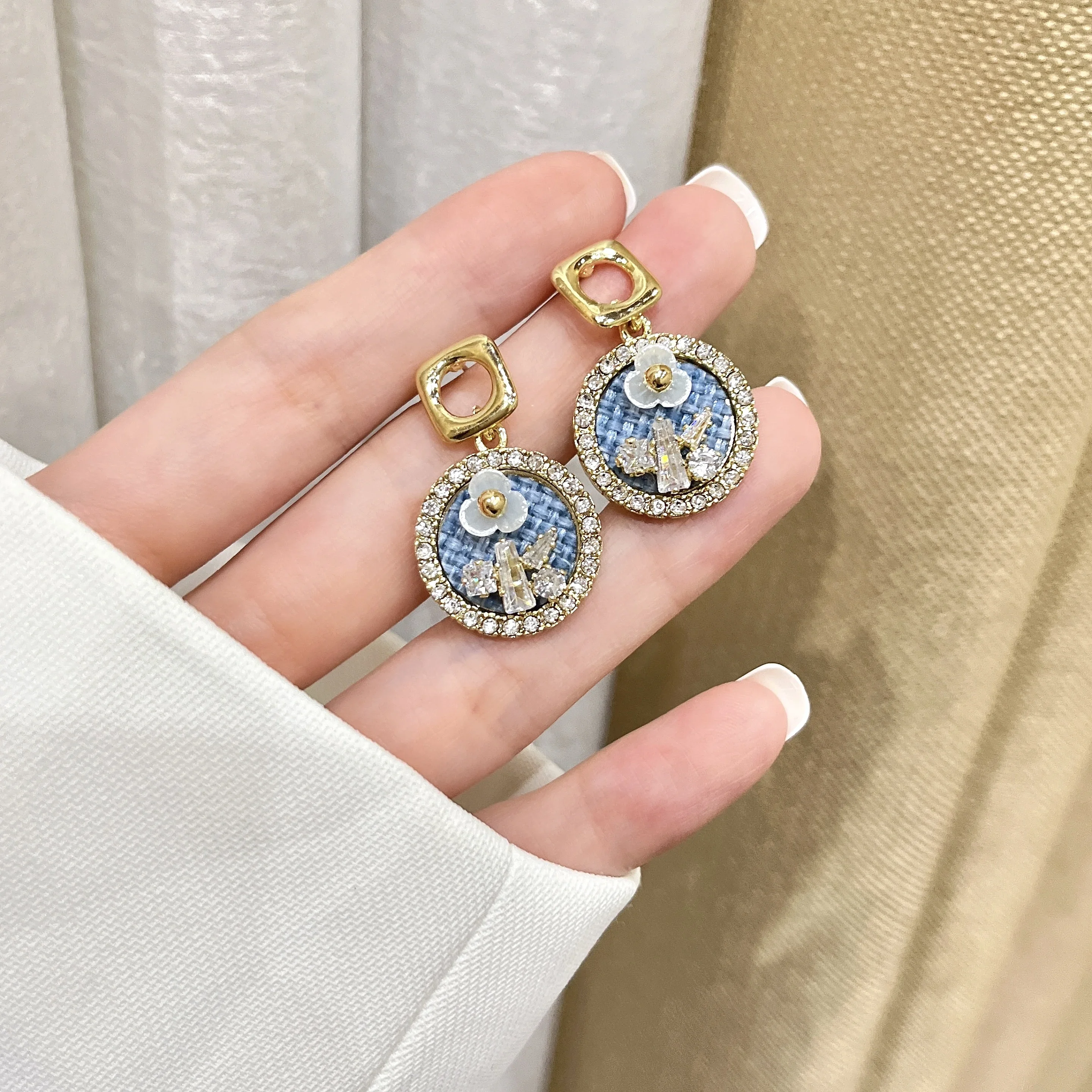 

Floral Blue Hoop Earrings For Women Geometric Golden Eardrop Wedding Trendy Jewelry Gift