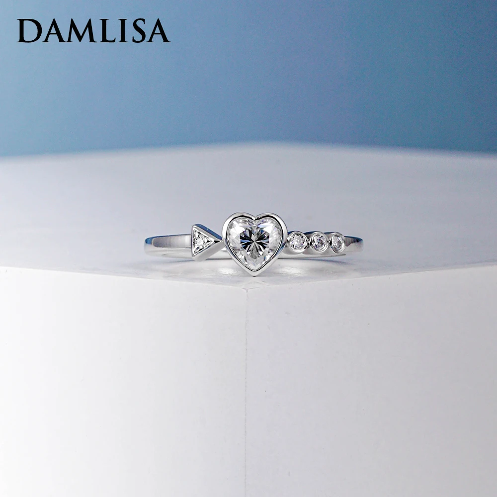 DAMLISA VVS1 0.5ct 5mm Heart Cut Moissanite Ring for Women S925 Solid Sterling Silver Lab Diamond Wedding Band Rings Wholesale