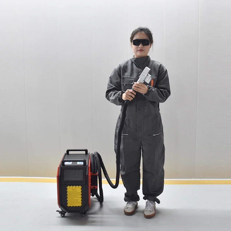 

Лазерная установка для очистки воздухом охлаждаемая, 1000 Вт, для удаления ржавчины, ручная, волоконная