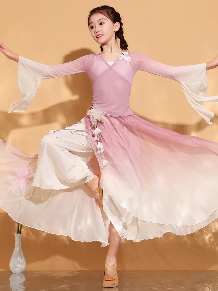 

Elegant Classical Dance Performance Costume for Girls Children's Hanfu Lightweight Ethereal Fairy Atmosphere Stage Performanc...