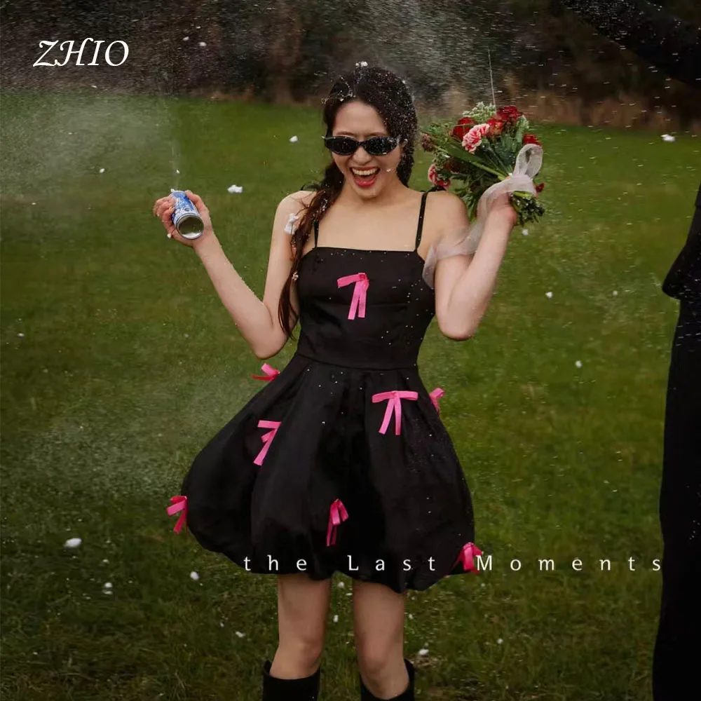 ZHIO Abito da cerimonia nuziale con fiocco rosa a contrasto nero Abito da compleanno con spalline per spaghetti Corea Servizio fotografico Abiti corti Personalizzati