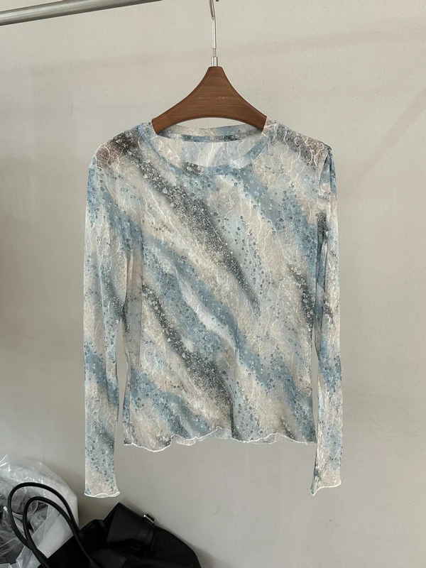 

Artistic Gradient Print Mesh Long Sleeve T-Shirt Thin Breathable Sun Protection round Neck Cover up Top for Women Korean Styl...