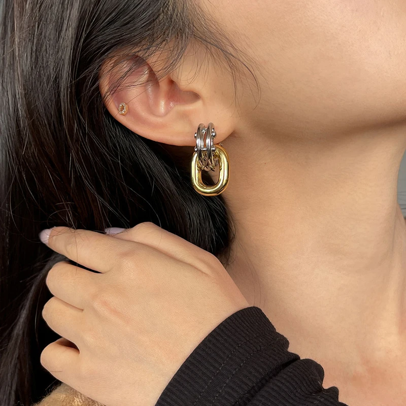 Design temperament two-color metallic texture splicing pendant female stud earrings fashion jewelry cocktail earrings