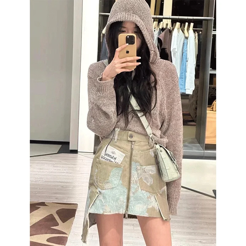 

Комплект из шапки, свитера и юбки на осень-зиму 2024: Новинка в корейском стиле, модный уличный комплект из двух предметов с длинными рукавами, серия Salt