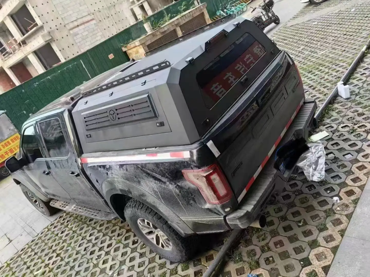 

Dream Car Hot Sale 4x4 Offroad Pick Up Pickup Truck Hard Top Canopy Use For For D F150 5.5ft 2015-2021 Good Rust-Proof