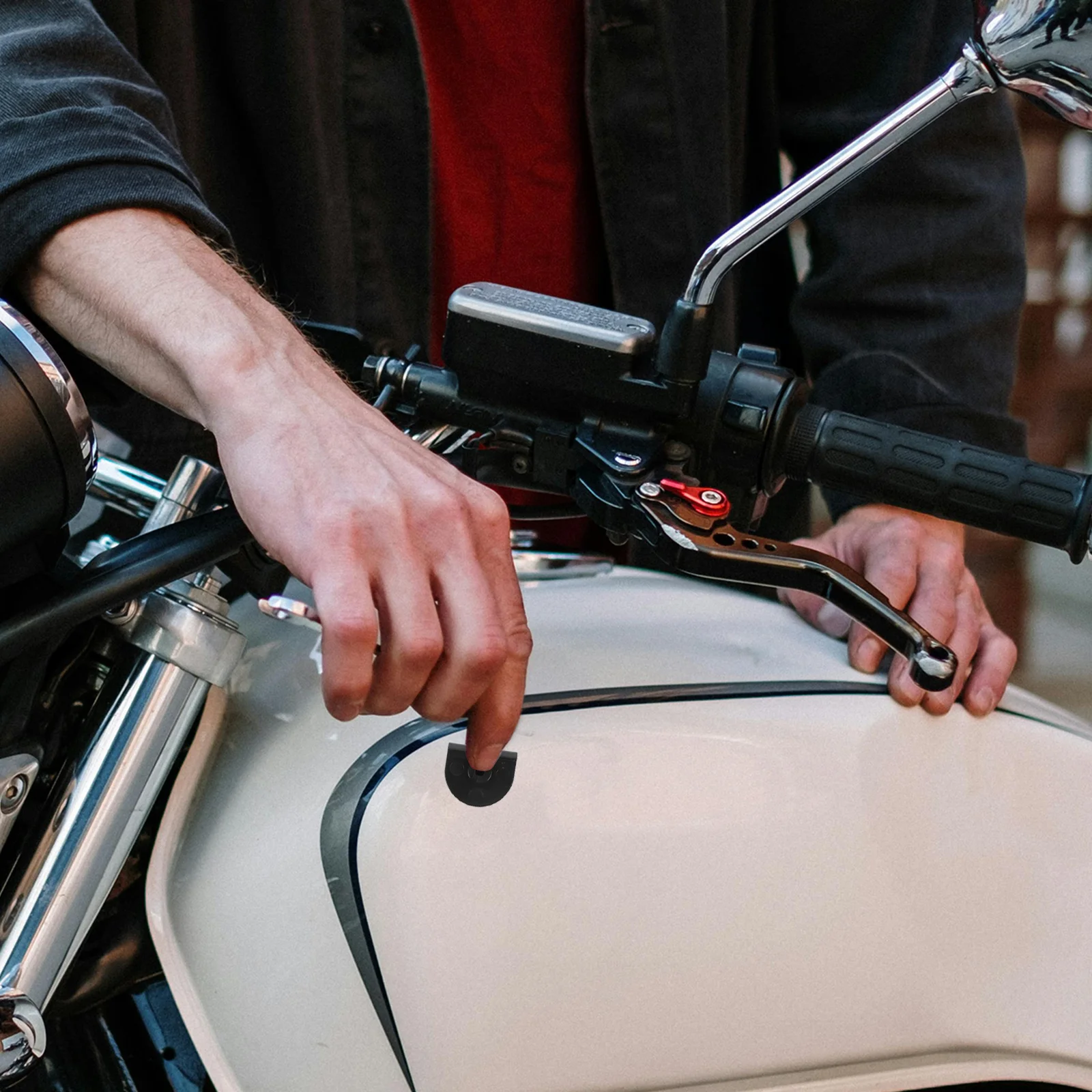 

2Pcs Motorcycle Side Cover Clips for Durable Fasten Clamps Left Side Panels Secure Motorcycle Accessories